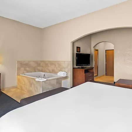 Comfort Suites Vincennes Exterior photo